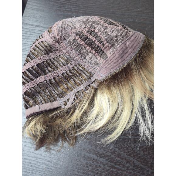 PAULA YOUNG A0106 Wig Topper Blonde to Brown Color 8/24/101S8 Hairpiece - Picture 10 of 10